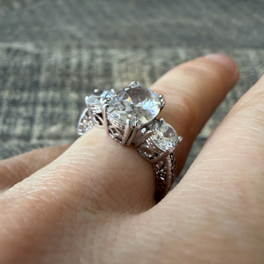 Sterling Silver Vintage Inspired Art Deco Ring - Picture 6 of 13